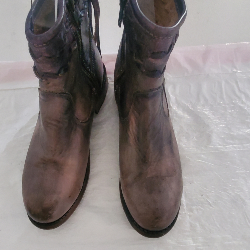 Bedstu Craven Ankle Boots Distressed Fringe Boho Leather Size 8 Euc $275 - Picture 8 of 11